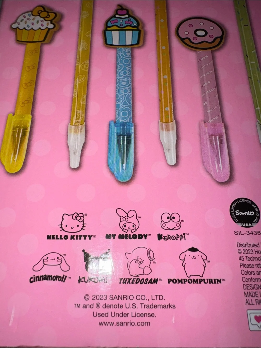 Hello Kitty & Friends Cafe Assorted Character Multi Pen Set Erasers Pen Toppers